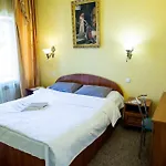 славна кача Hotel